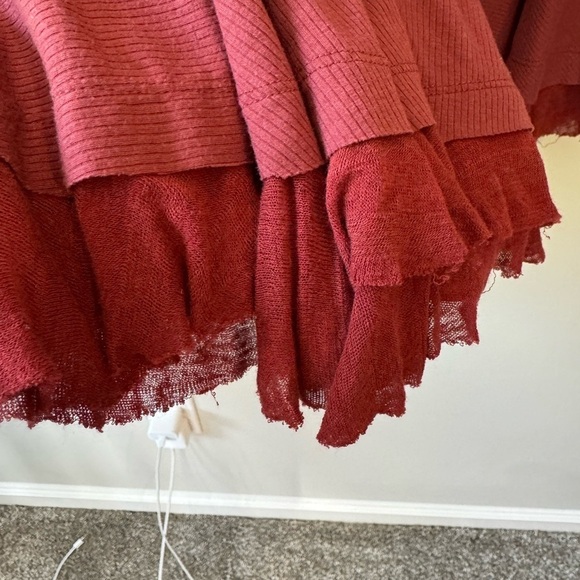 We The Free Peplum V Neck Ribbed Top Maroon Long Sleeve Raw Edges Detail - Picture 12 of 13